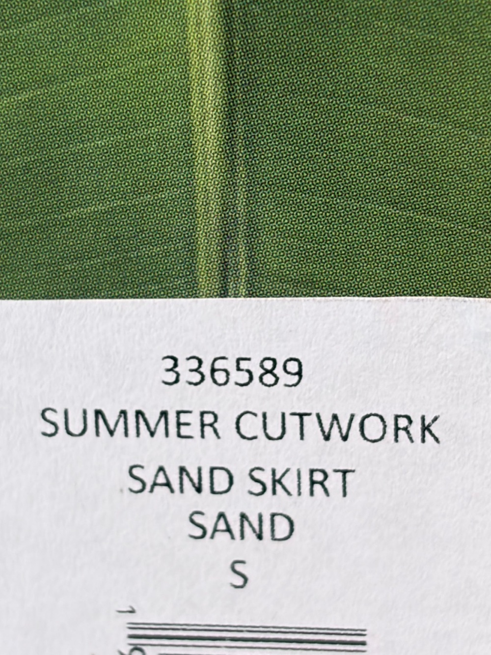 Farm Rio: SUMMER CUTWORK
SAND SKIRT - Picture 15 of 15